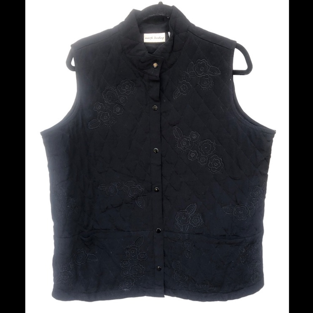 NWT Marsh Landung floral quilted vest L